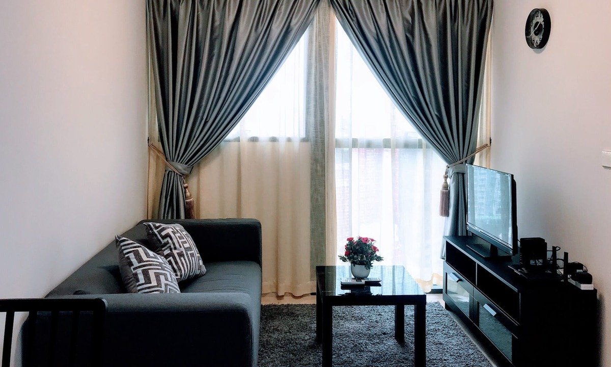 Queenstown House | 1BR/ A minute stroll to Queenstown MRT