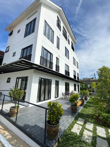 Queenstown Hotel | 545 Residences - Extended stay property- Min 6 nights