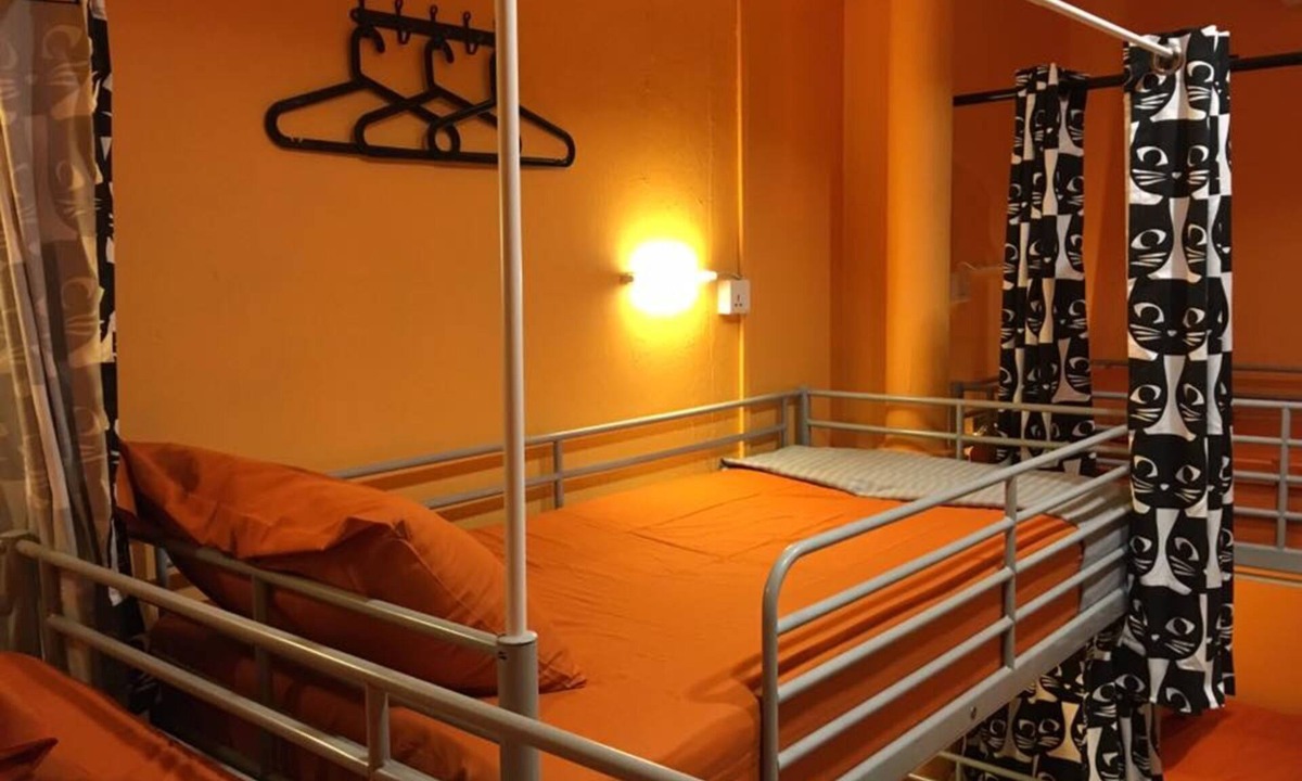 Chinatown Hostel | Century Service World - Hostel