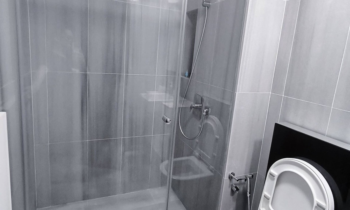 Red Light District Apartment | Cozy Condo 9 mins to Aljunied MRT