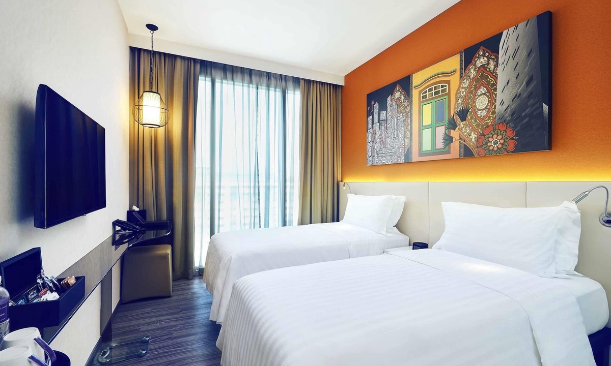 Bugis Village Hotel | Mercure Singapore Bugis