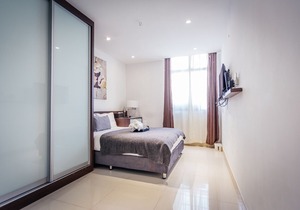 Double Master Room & private bathroom (4) in terrace house