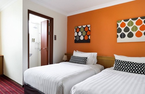 Orchard Apartment | 3 Bedroom Apt Orchard/ Stevens Area #41