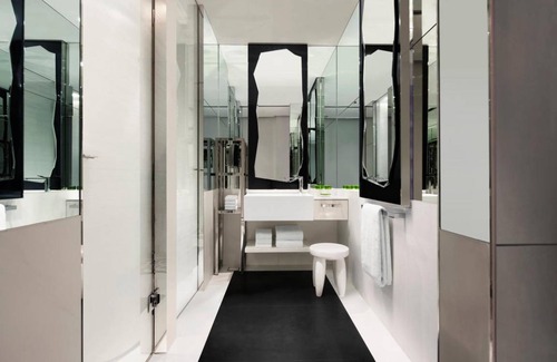Marina Bay Hotel | 45 m² Hotel ∙ 1 bedroom ∙ 2 guests