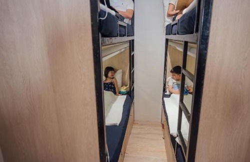 Bugis Village Hostel | Bluewaters Pods @ Bugis
