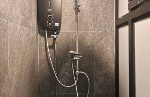 Chinatown Hostel | Century Service World - Hostel