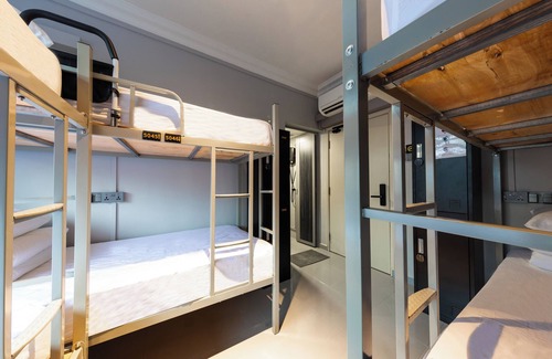 Geylang Hostel | D'nova Hotel @ Kallang