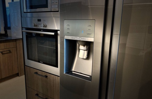 Singapore River Apartment | Serviced Room | Luxury Class Condo | Upscale District of Singapore | Orchard Rd