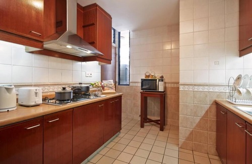 Downtown Singapore Apartment | 3-bedroom apartment in lovely Singapore with Balcony and fitness room access