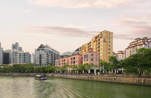 Downtown Singapore Apartment | 3-bedroom apartment in lovely Singapore with Balcony and fitness room access