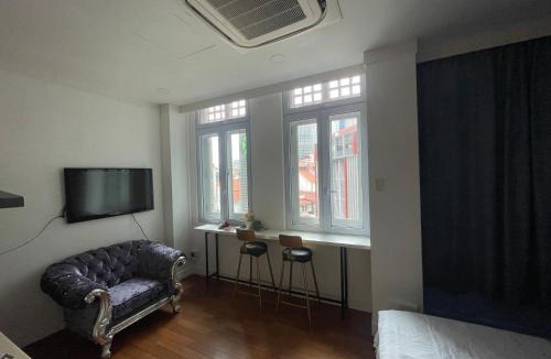 Chinatown Apartment | 36 club st residence
