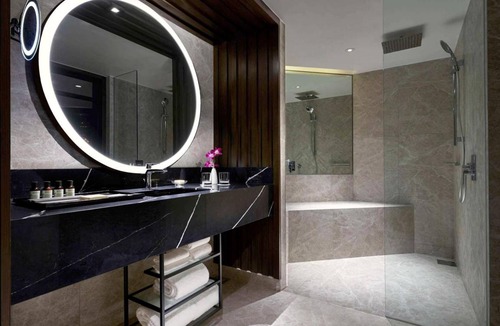 Downtown Singapore Hotel | 56 m² Hotel ∙ 1 bedroom ∙ 2 guests