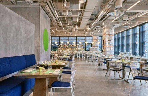 Somerset Hotel | 97 m² Hotel ∙ 8 guests