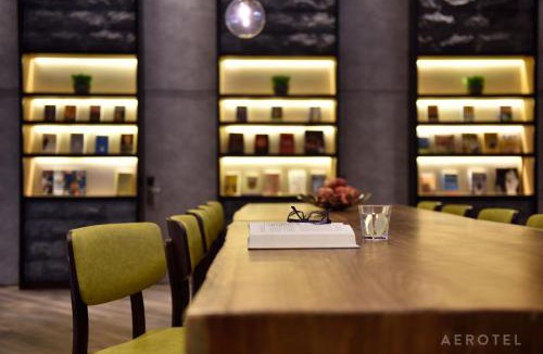 Changi Hotel | Aerotel Singapore - Transit Hotel in Terminal 1