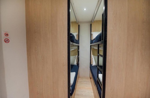 Bugis Village Hostel | Bluewaters Pods @ Bugis