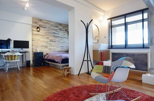 Holland Village Apartment | Bright and Beautiful Eclectic Loft near City Centre/NUS/INSEAD