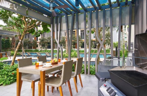 Clementi Apartment | Chic 2BR at West Coast Crescent Singapore