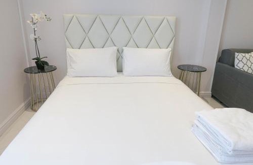 Singapore River Apartment | Comfy Studio 2 by Ong Realty