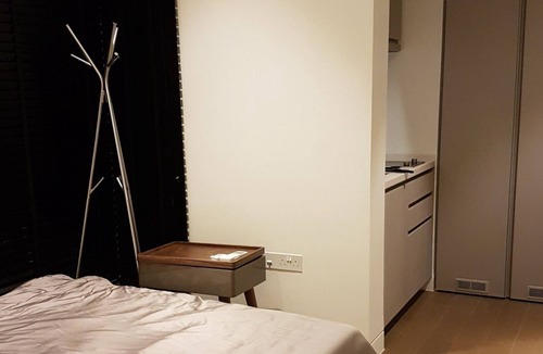 Tiong Bahru Estate House | Cosy Ensuite Studio with Facilities