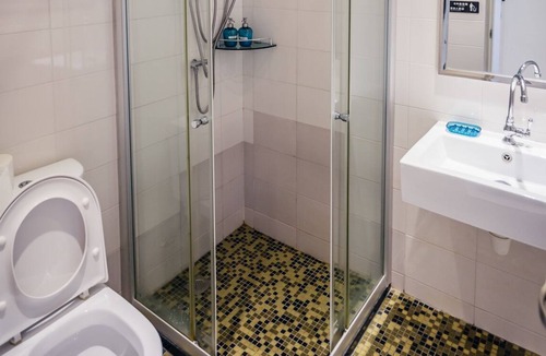 East Coast House | Double Master Room & private bathroom (4) in terrace house