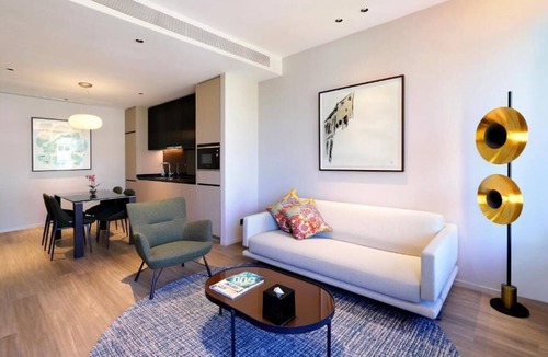 Somerset Apartment | Executive1 Bedroom at Orchard, 50 m Stroll to MRT
