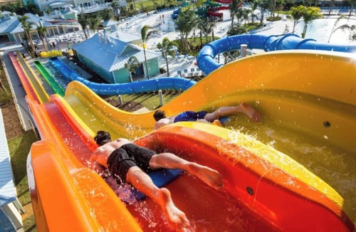 Pasir Ris Hotel | Family Jungle room @Attractions Packed Beach Resort