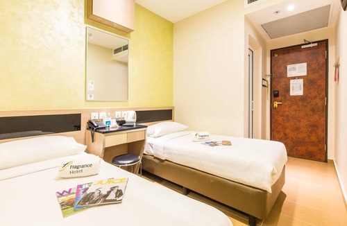 Queenstown Hotel | Fragrance Hotel - Ocean View