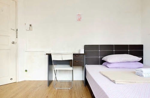 Lavender Apartment | Heritage apartment: Master room* +bathroom