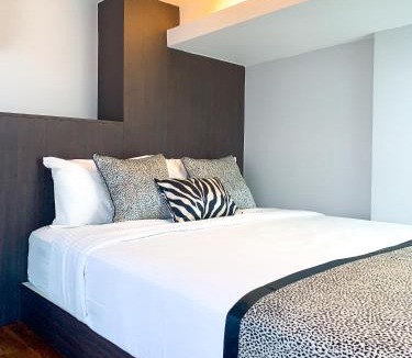 Colonial District Hotel | Heritage Collection on Seah - Mobile App Check-In