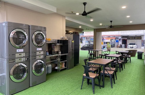 Geylang Hostel | Hostel ∙ 8 guests