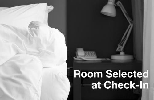 Rochor Hotel | Hotel Royal Queens