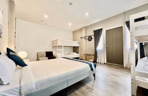 Queenstown House | K2 Guest House