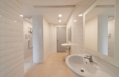 Queenstown House | K2 Guest House