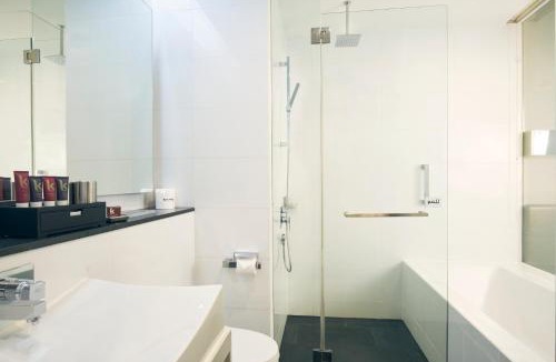 Newton Hotel | Quincy Hotel Singapore by Far East Hospitality
