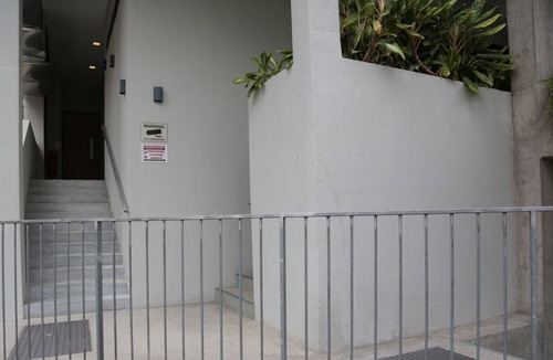 Bukit Timah Apartment | Self-contained fully furnished studio