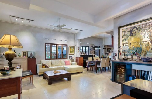 Bukit Timah House | Spacious Room in Beautiful & Green Terrace House