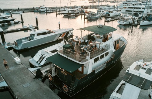Queenstown Boat Rental | Synergy B