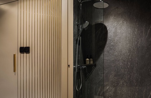 Changi Resort | The Bus Collective