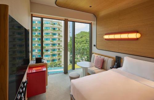 Orchard Hotel | The Standard, Singapore