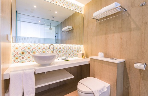 Marine Parade Hotel | Village Hotel Katong by Far East Hospitality