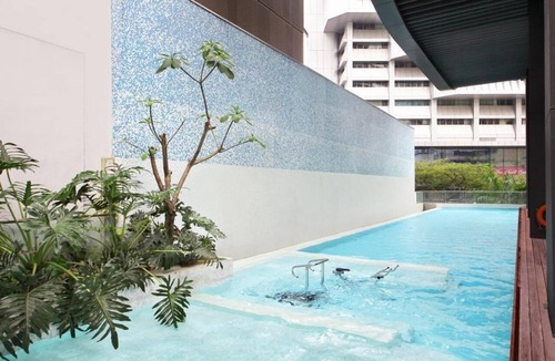 Downtown Singapore Apartment | Wheelchair Friendly 1 Bedroom at Orchard, 50 m Stroll to MRT
