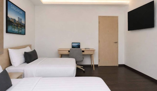 Standard Twin Bed Room @ Rochor Hotel