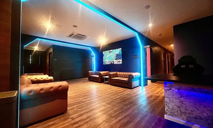 Somerset Hostel | Arena eSports at Orchard