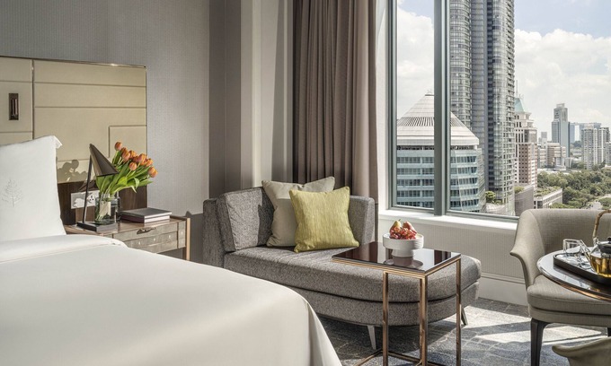 Orchard Hotel | Four Seasons Hotel Singapore