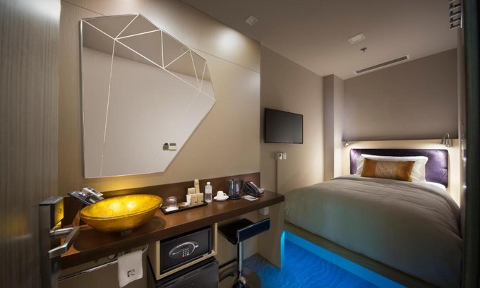 Downtown Singapore Hotel | Hotel Clover 7