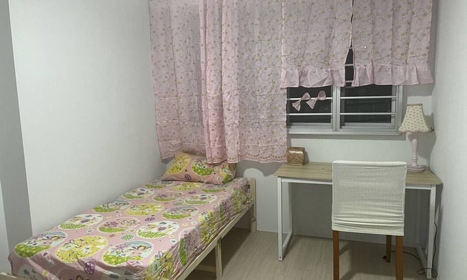 Woodlands Resort | Private room ∙ 1 guest