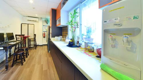 Downtown Singapore Hostel | River City Inn