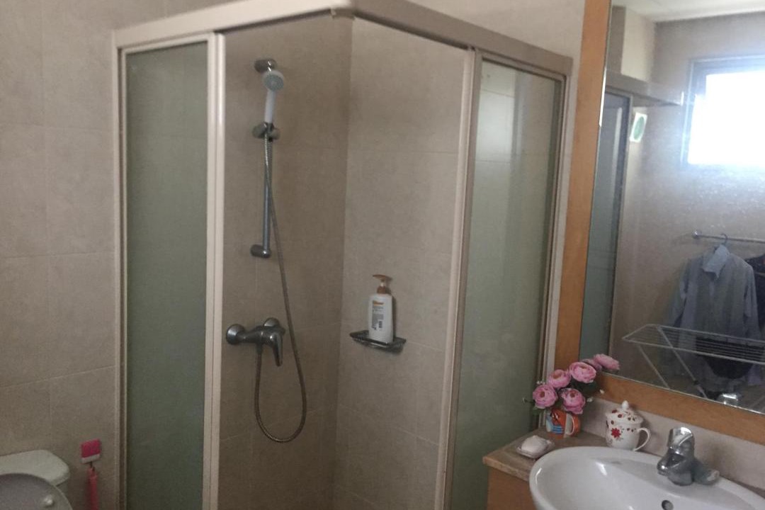 Sembawang House | COMFORTABLE MASTERBEDROOM SUITE