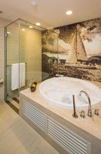 Photo of Bathroom in Queenstown
