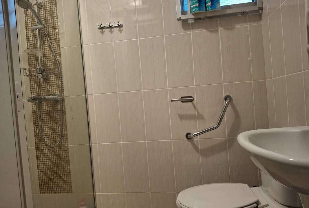 Photo of Bathroom in Woodlands